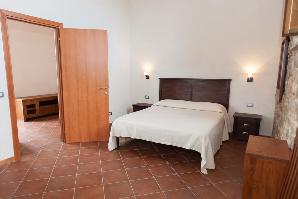Agriturismo Case Tabarani Collesano Luaran gambar