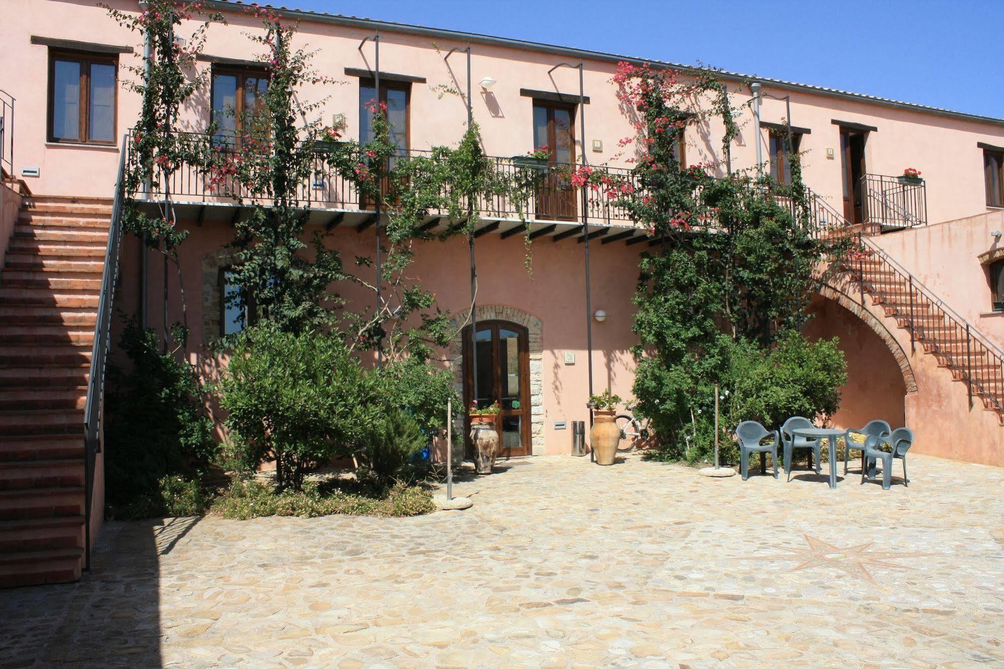 Agriturismo Case Tabarani Collesano Luaran gambar
